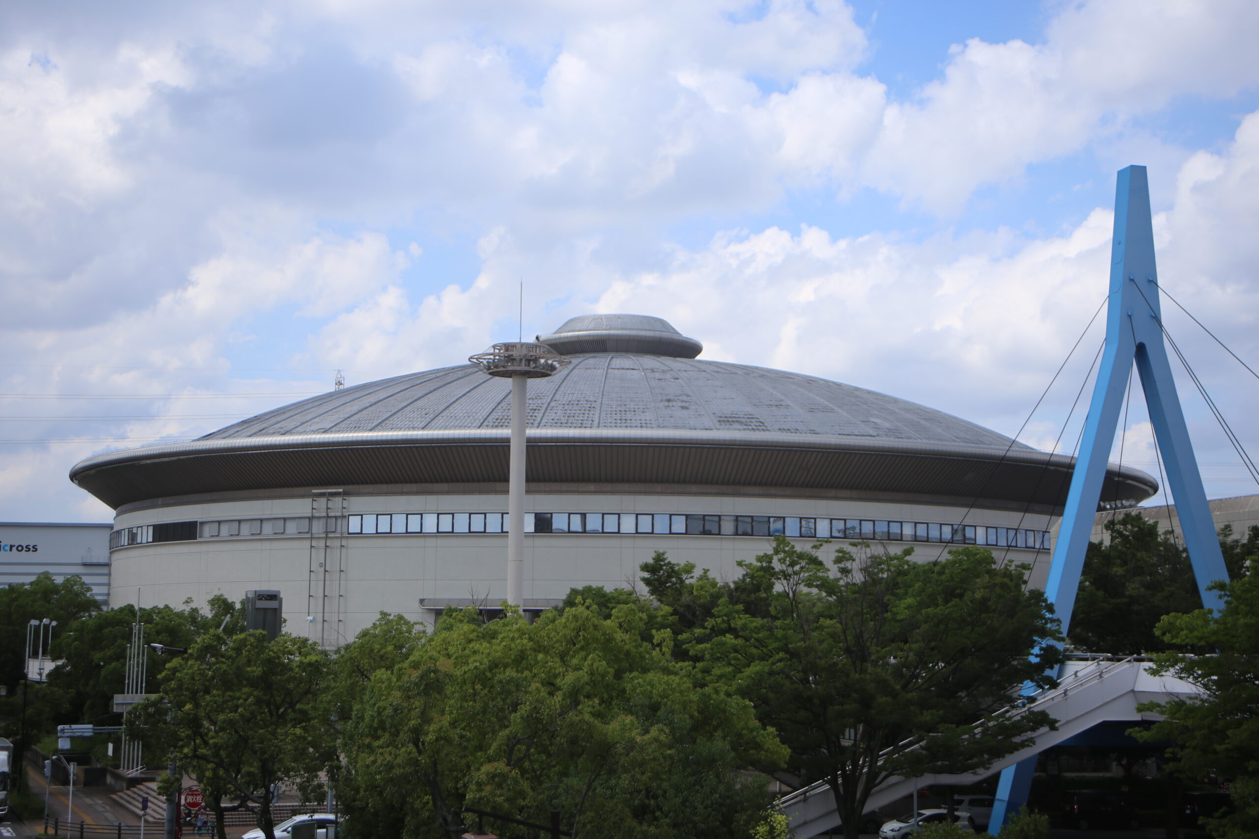 日本ガイシホールの外観