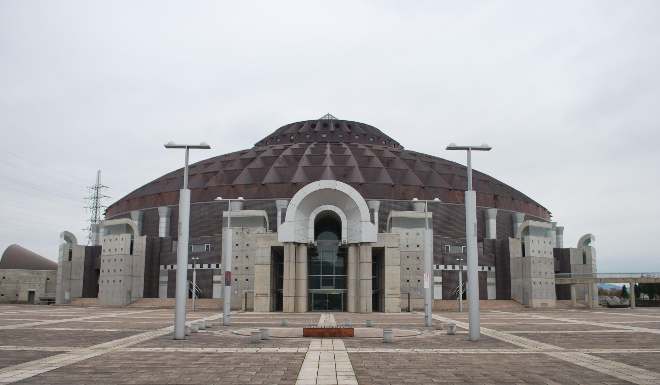 サンドーム福井の外観