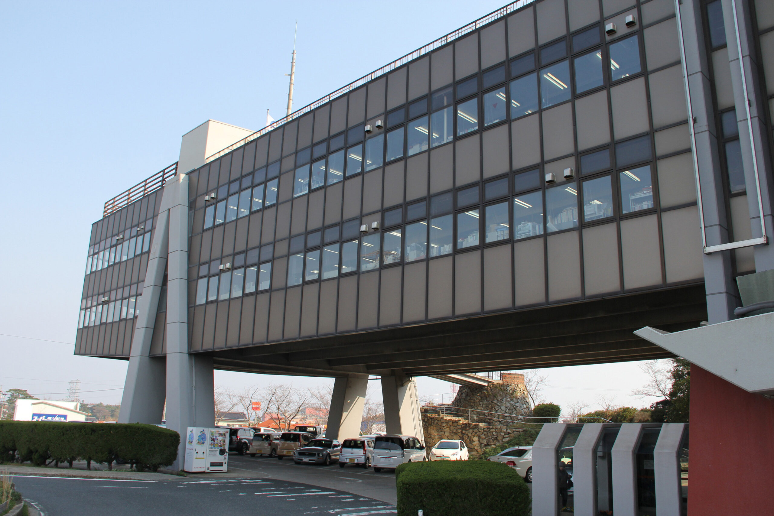 島根県民会館の外観