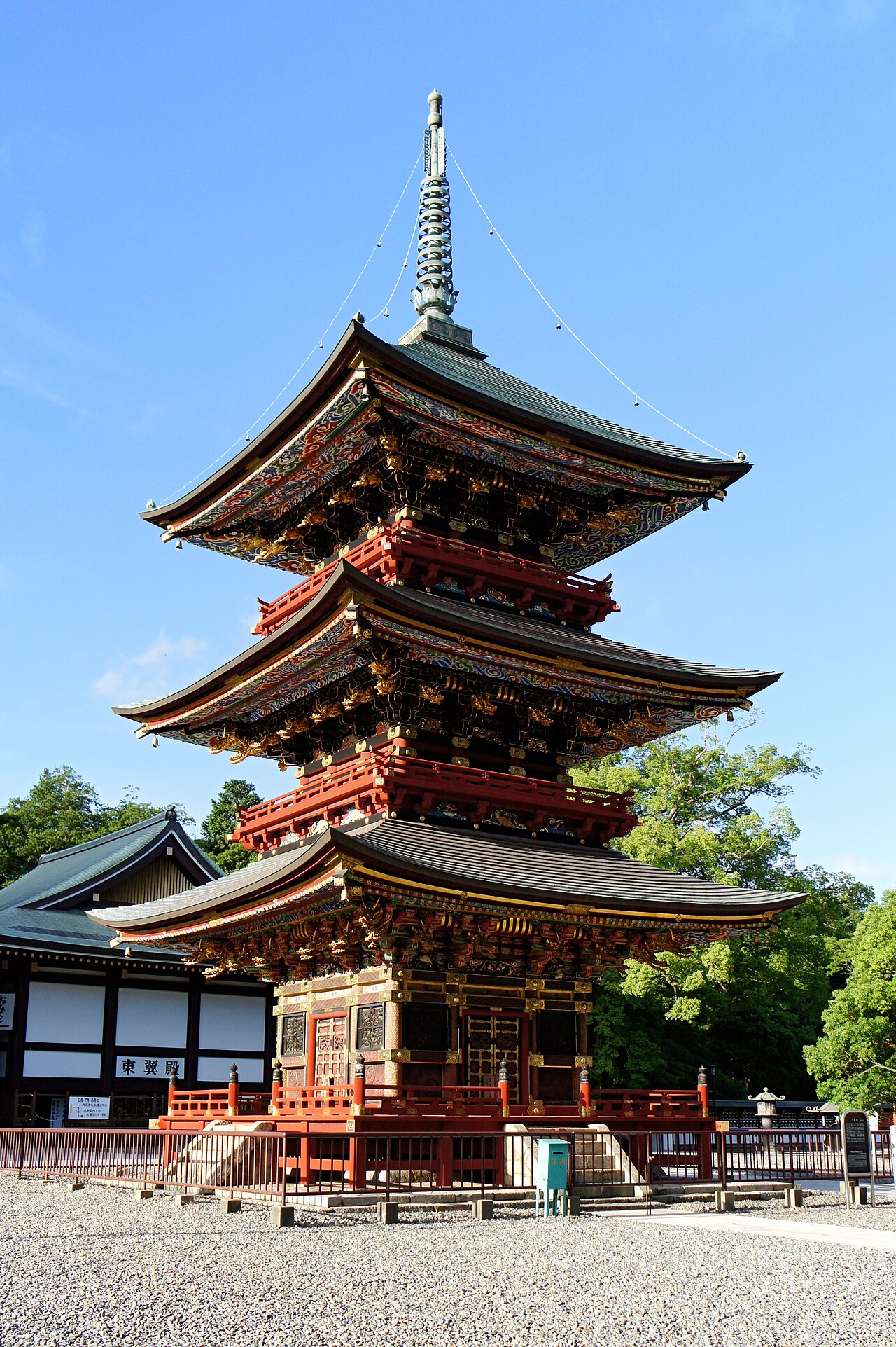 成田山新勝寺の外観