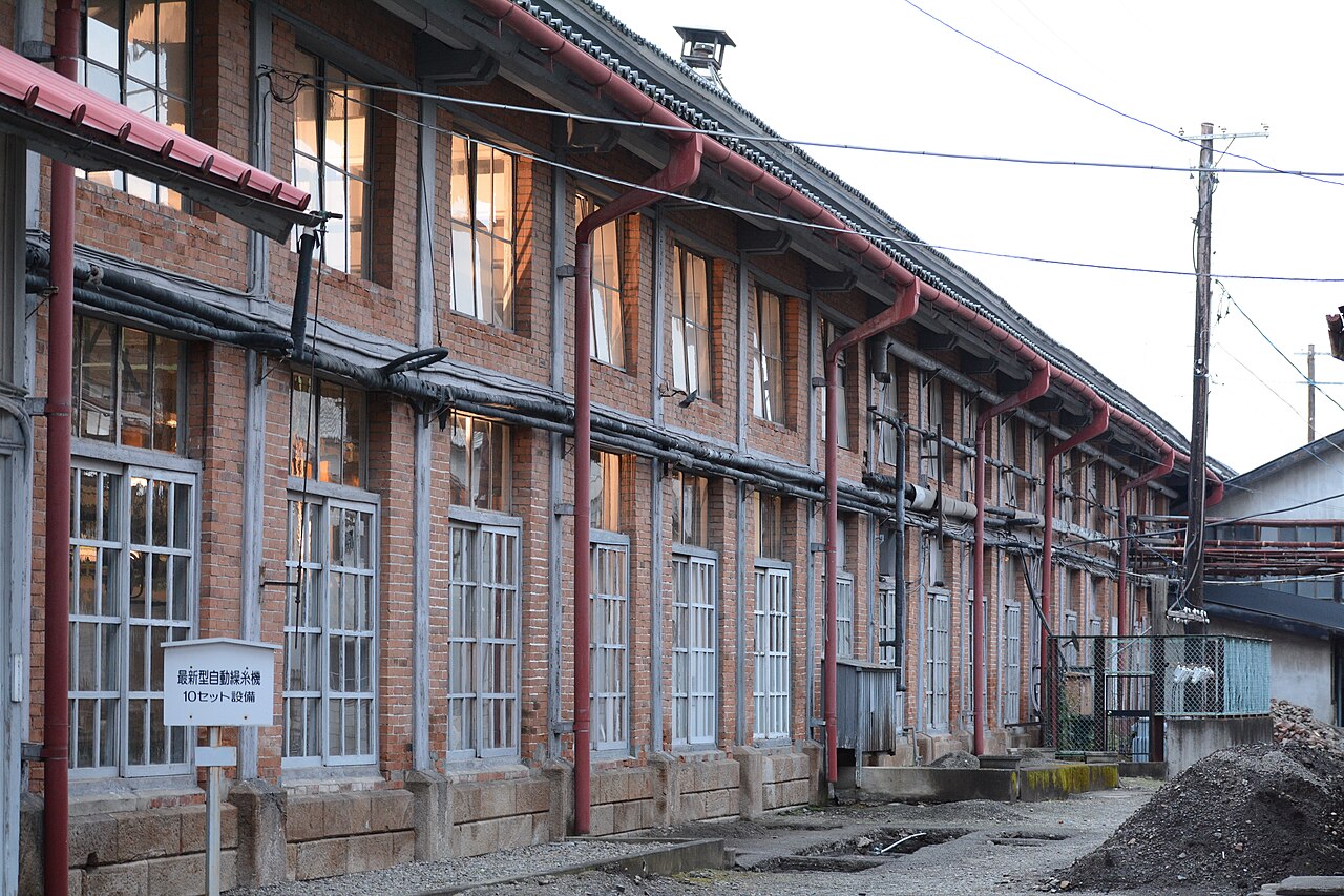 富岡製糸場の社宅（ブリュナ館方面）