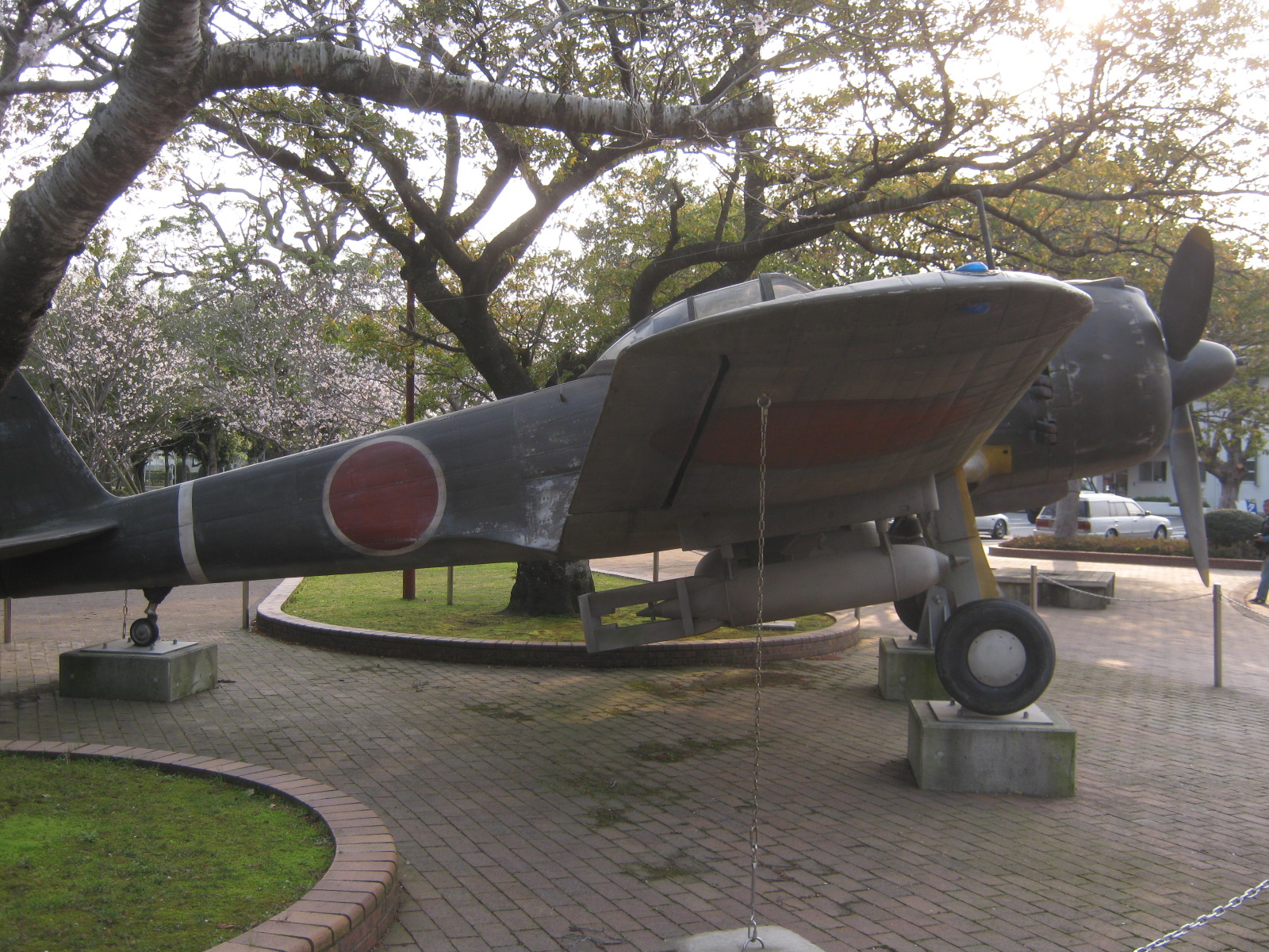 知覧特攻平和会館の屋外展示の戦闘機