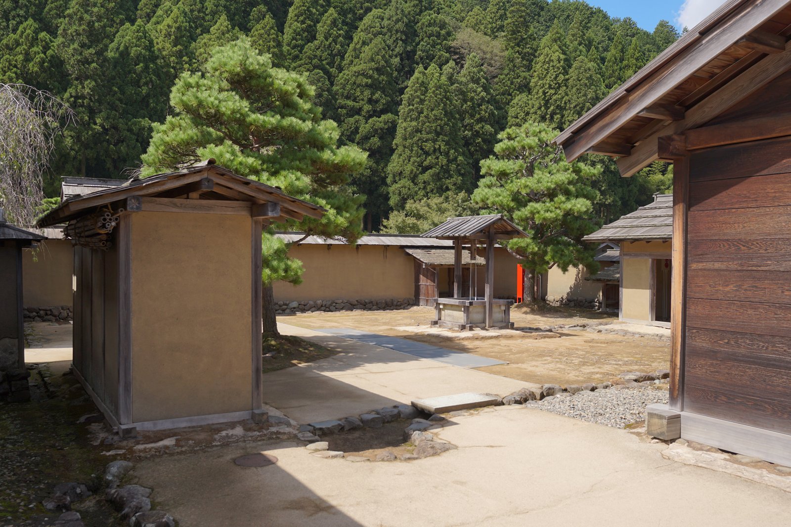 一乗谷朝倉氏遺跡の復原武家屋敷