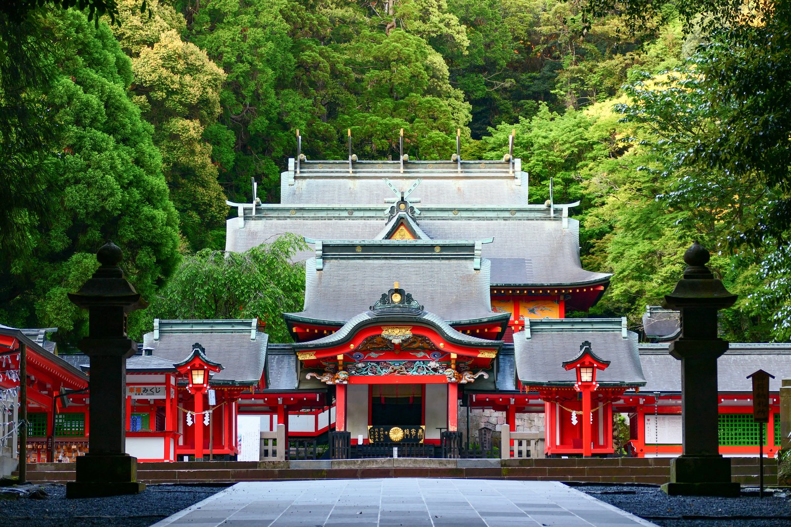 霧島神宮の社殿