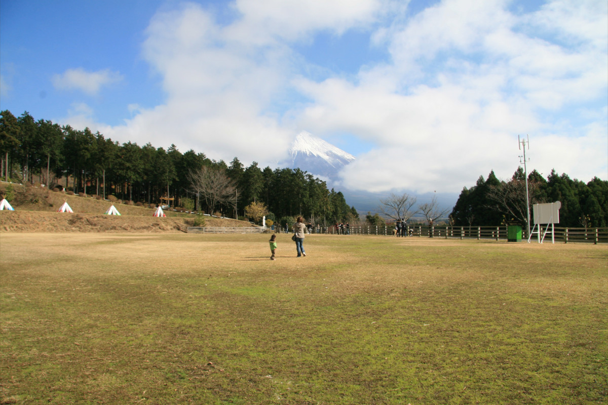 まかいの牧場(富士宮市朝霧高原)