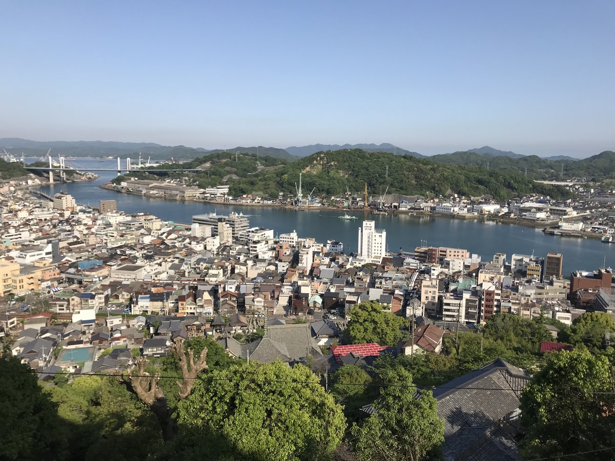 千光寺から望む尾道水道と尾道大橋