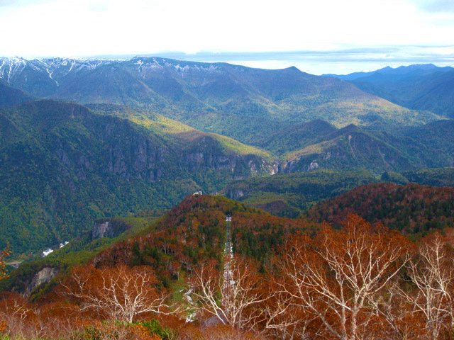 層雲峡の紅葉と渓谷美
