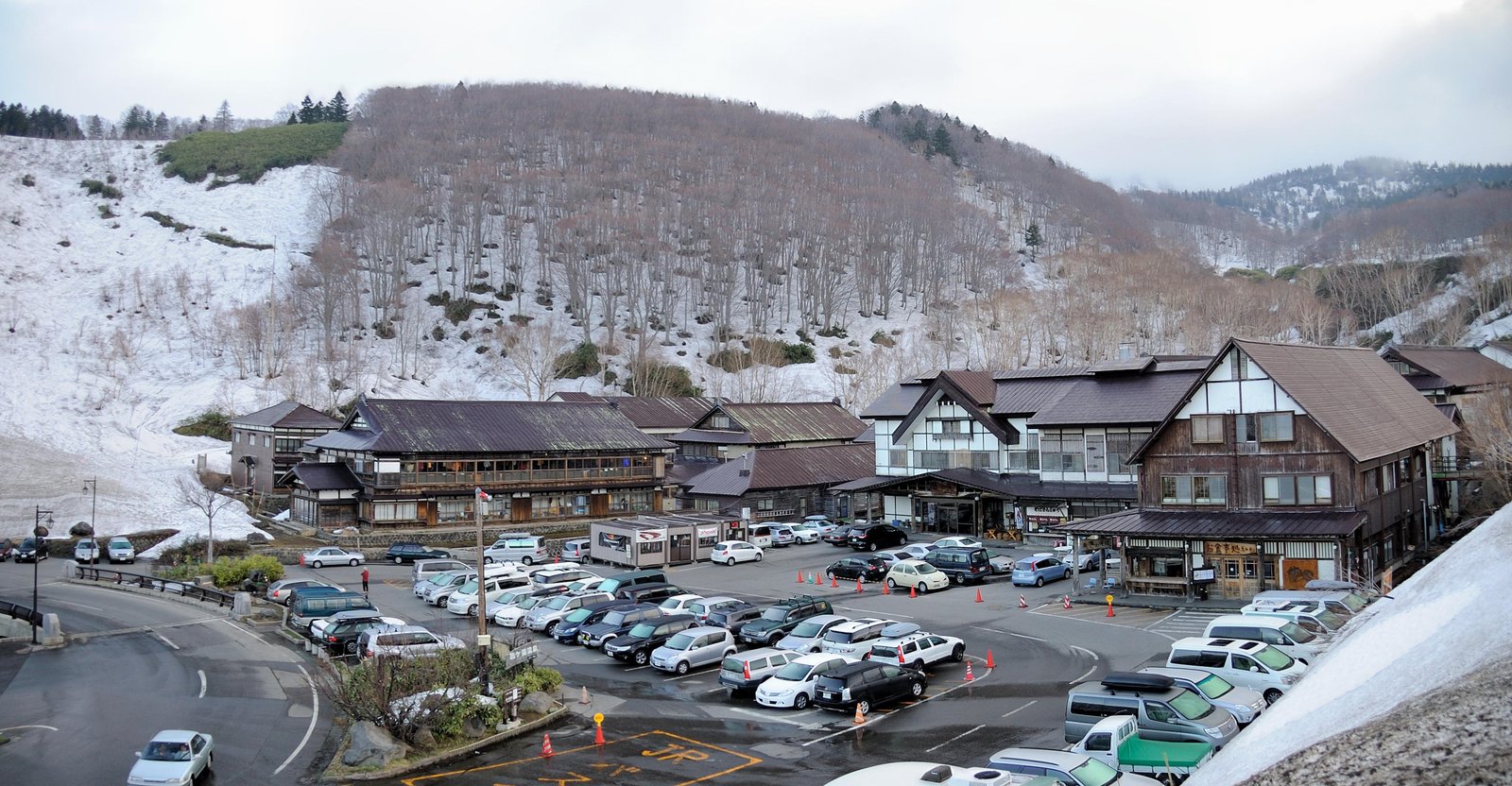酸ヶ湯温泉の外観