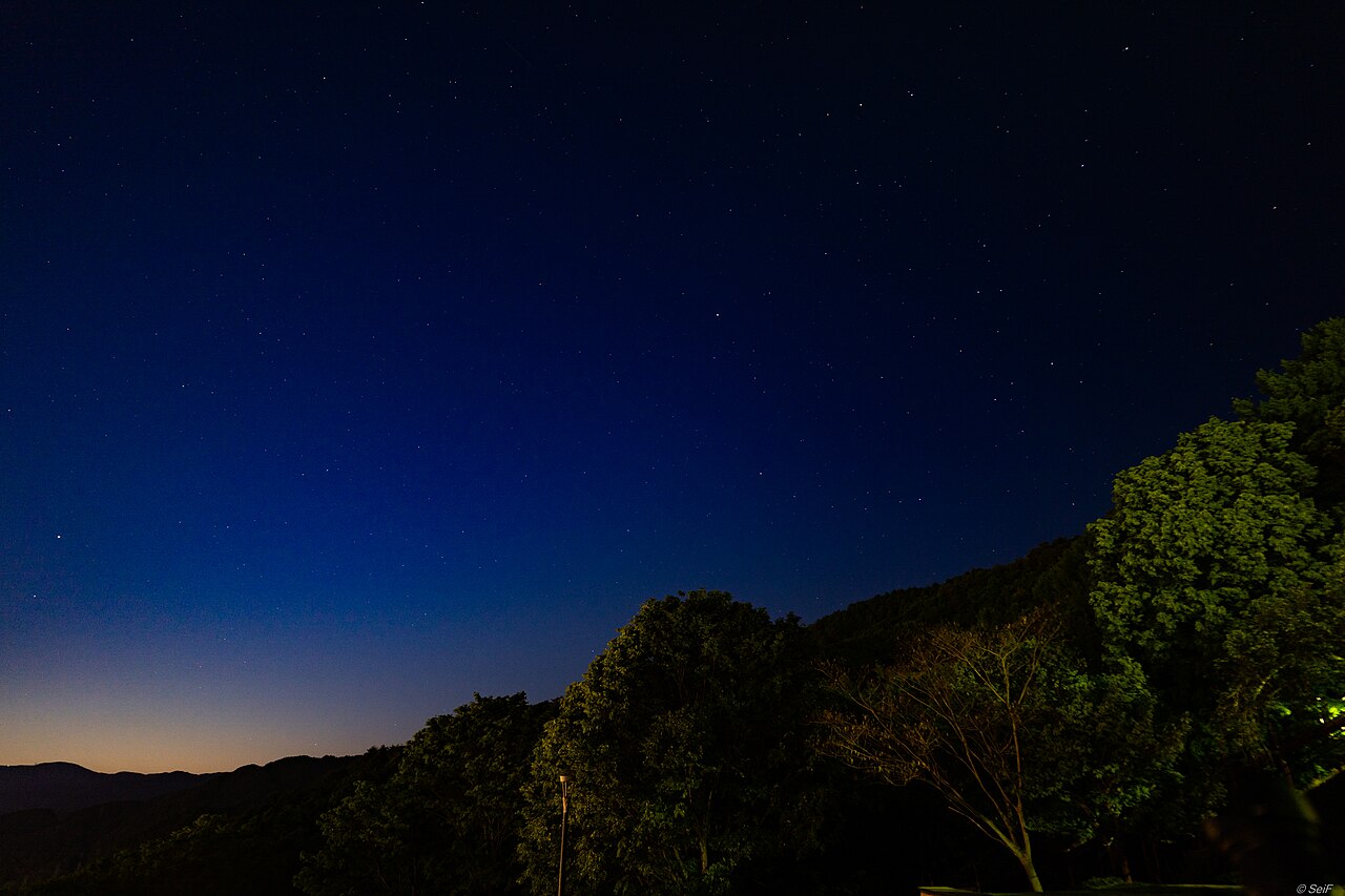 諏訪湖 湖畔の風景