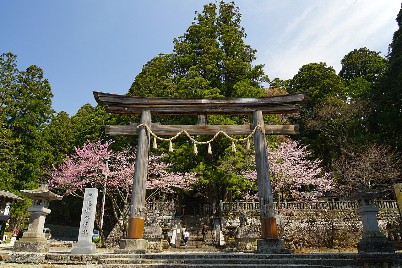戸隠神社中社の社殿