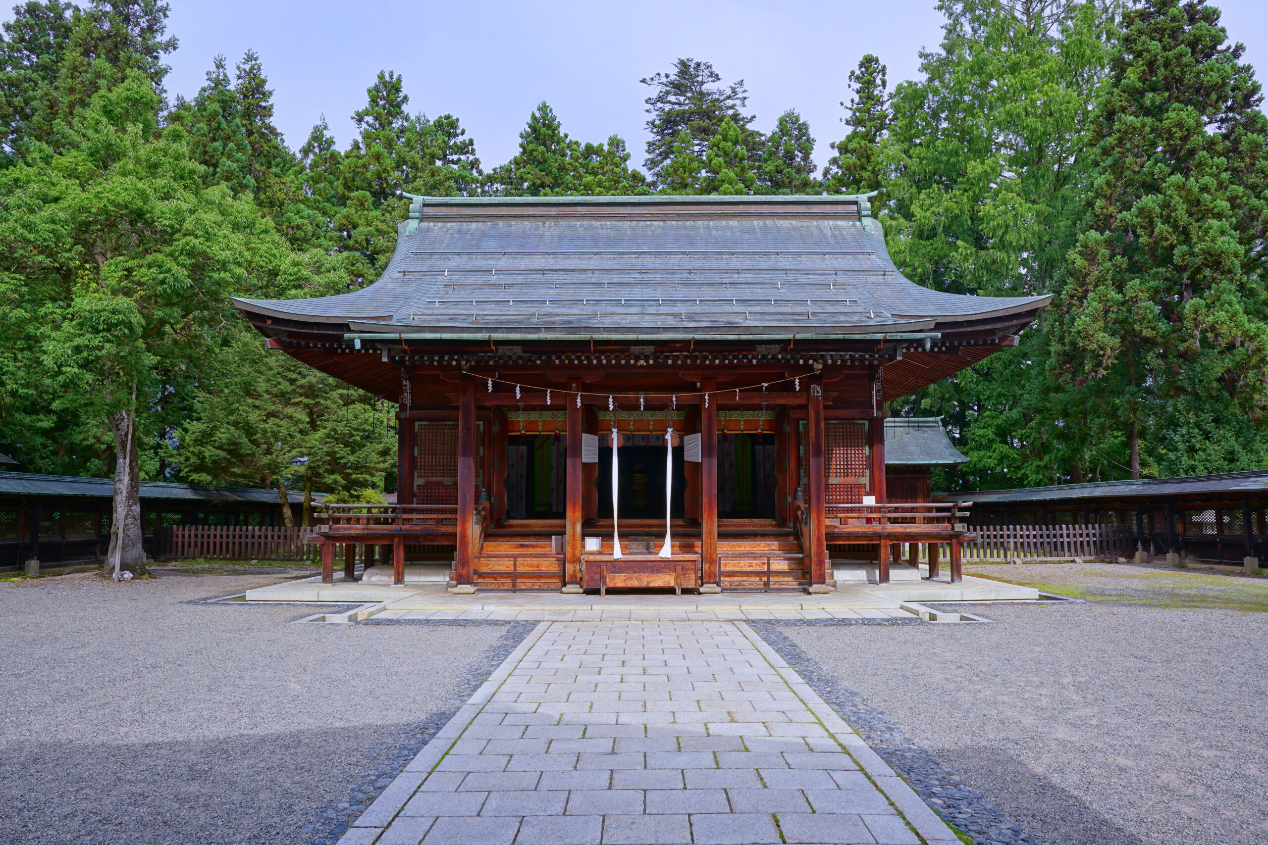 上杉神社 拝殿(米沢)
