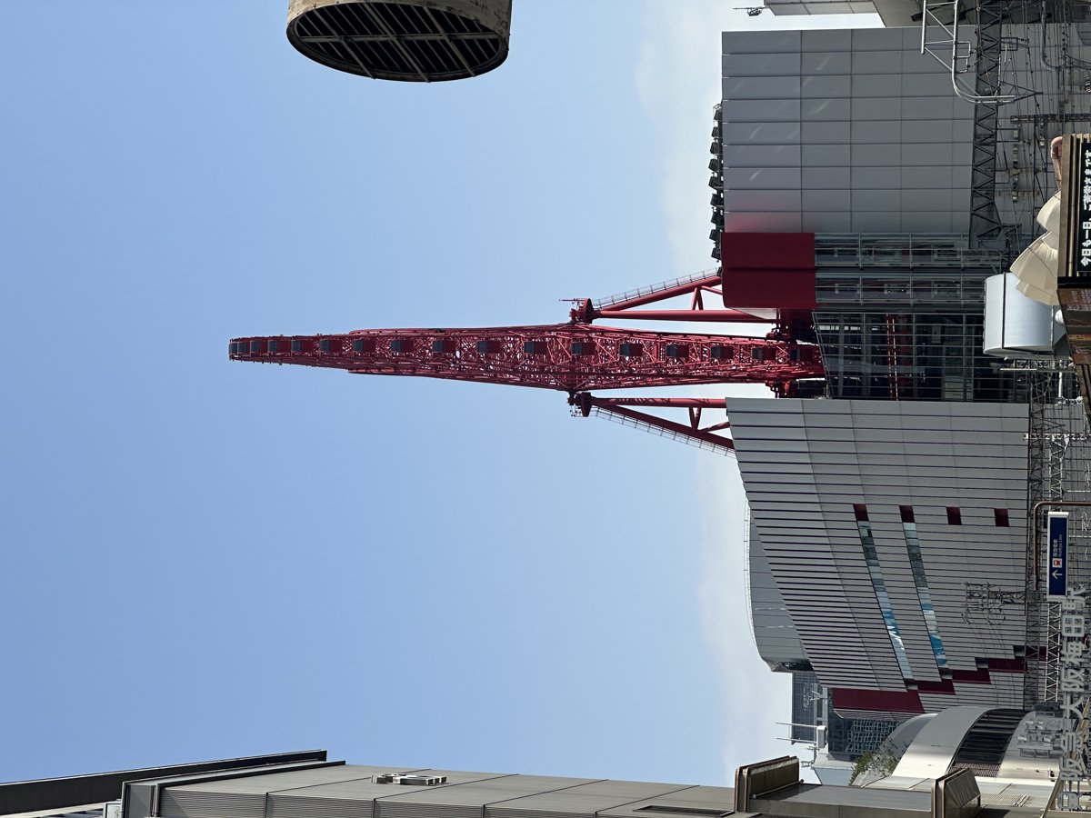 梅田・茶屋町のシンボルHEP FIVE（梅田CLUB QUATTROのある太融寺町まで徒歩3分）