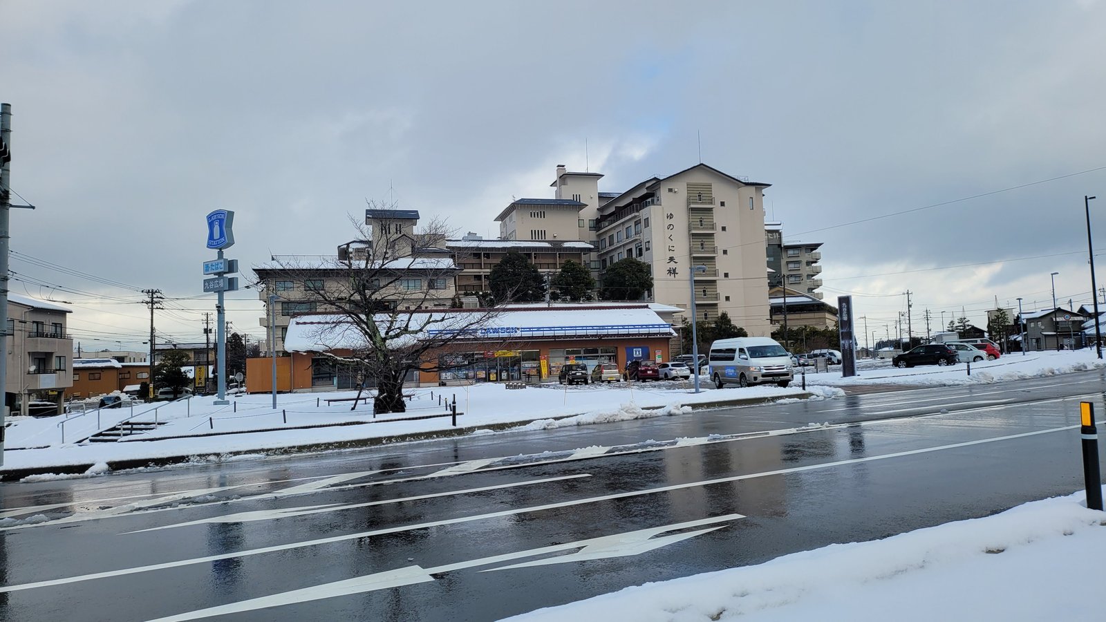 山代温泉の温泉街風景
